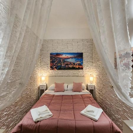 Dream House Apartment เนเปิลส์ ภายนอก รูปภาพ