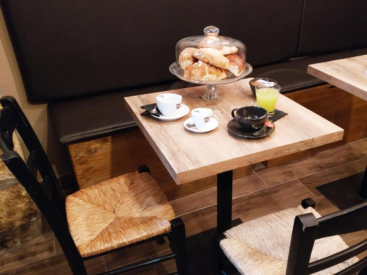 Dream House Apartment เนเปิลส์ ภายนอก รูปภาพ