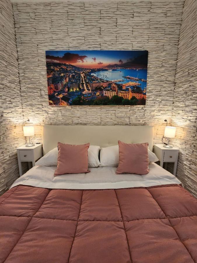 Dream House Apartment เนเปิลส์ ภายนอก รูปภาพ